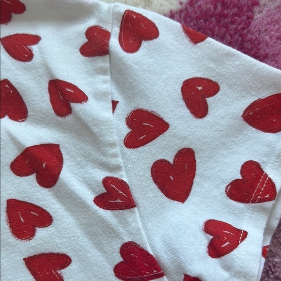 Zara Red and White Heart Pattern Short Sleeve Tee - Picture 6 of 6